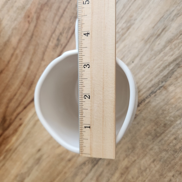 Rae Dunn Ceramic Cat Mug with 'MEOW' Design - Picture 10 of 10